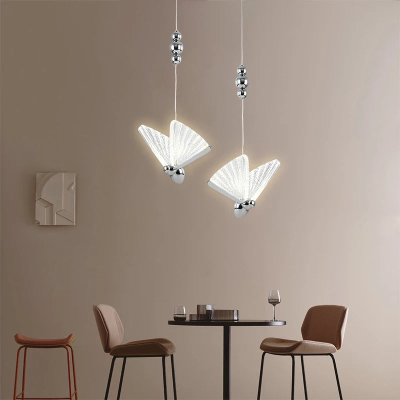 Lámparas Colgantes LED de Mariposa: Iluminación Nórdica para Dormitorio, Sala de Estar, Comedor y Cocina